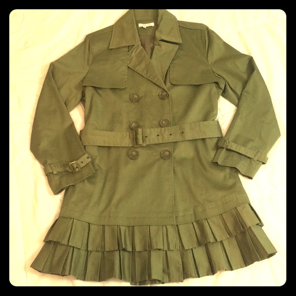 Unique Olive Buttoned Dress-Jacket - image 1